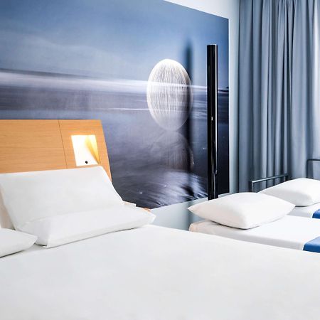 Novotel Limoges Le Lac Εξωτερικό φωτογραφία