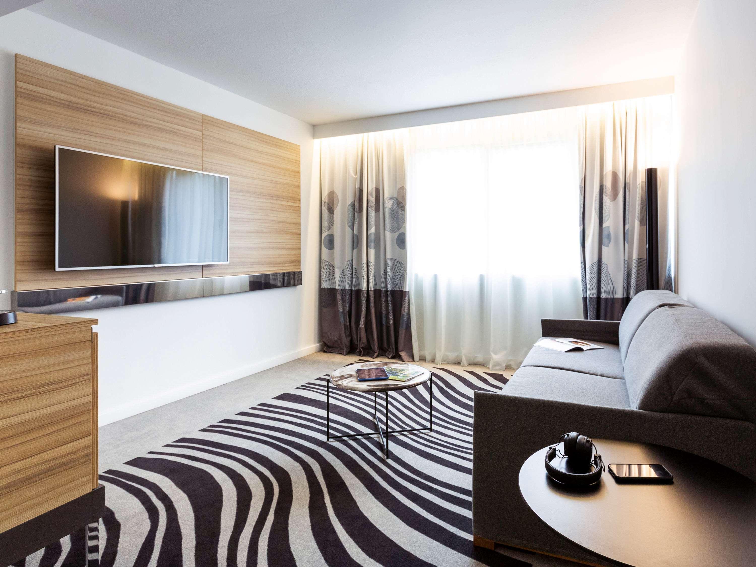 Novotel Limoges Le Lac Εξωτερικό φωτογραφία